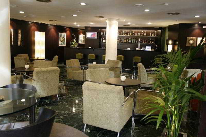 Hotel Nh Collection Podium 4*